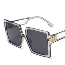 Load image into Gallery viewer, 2021 Luxury Square Sunglasses Ladies Fashion Glasses Classic Brand Designer Retro Sun Glasses Women Sexy Eyewear Unisex Shades
