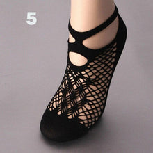 Load image into Gallery viewer, 1Pair Black High Elasticity Socks Unique design Women Summer Mesh Silk Socks Lace Sexy Ultrathin Transparent Nylon Short Socks
